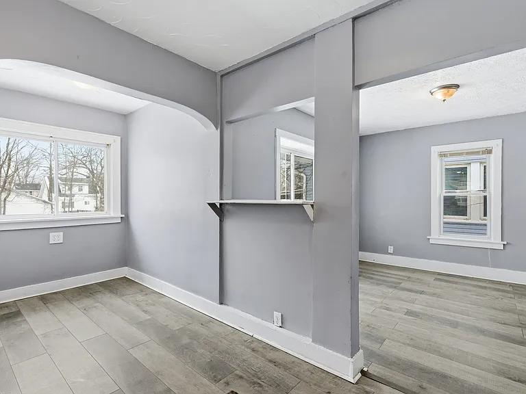 669 Winans Ave — Photo 7