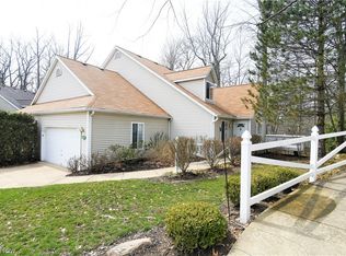 656 Hunters Trl #130, Akron, OH 44313