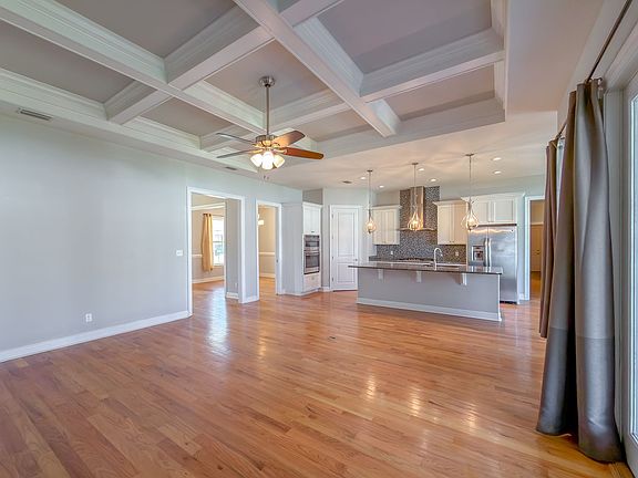 5th image of 2508 Goldenrod Way