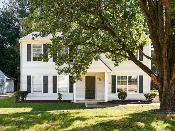 5490 Northcut Dr, College Park, GA 30349