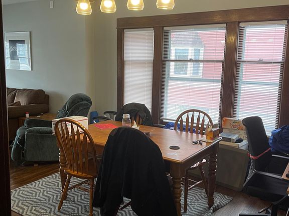 5th image of 167 Saranac Ave