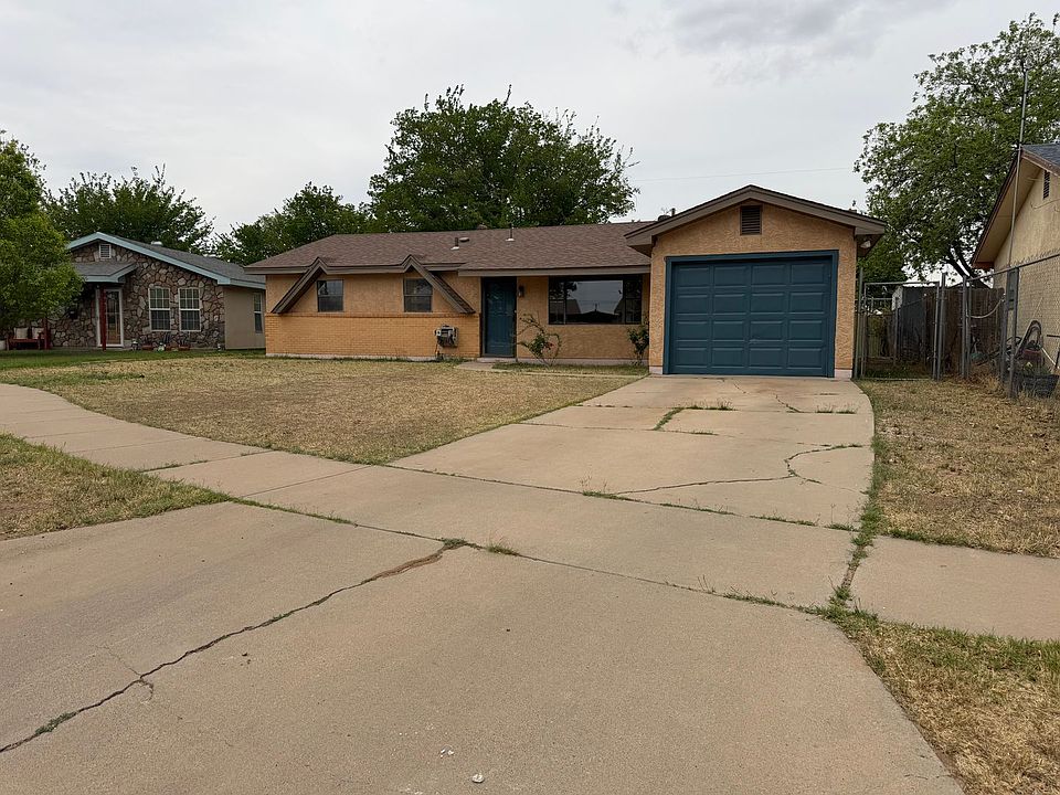 1st image of 2614 Palomar Pl