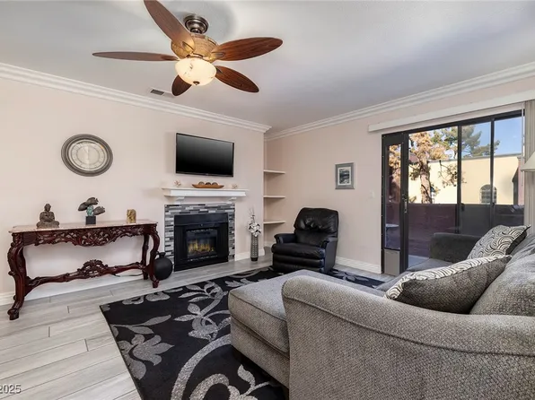 4050 Pacific Harbors Dr Unit 246, Paradise Town, NV 89121