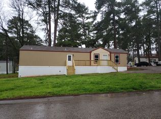 132 Sara Ln, Huntsville, TX 77340