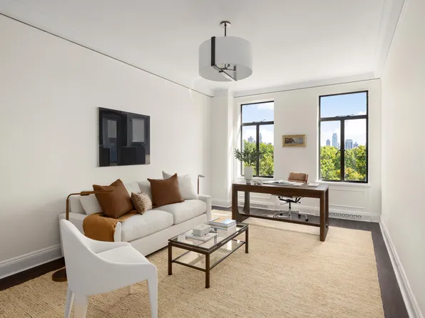 211 Central Park West image 5 of 9