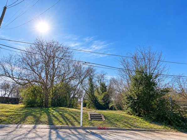 1537 Fleetwood St, Dallas, TX 75223