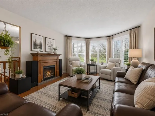 646 1st Ave, Welland, ON L3C 1Z3