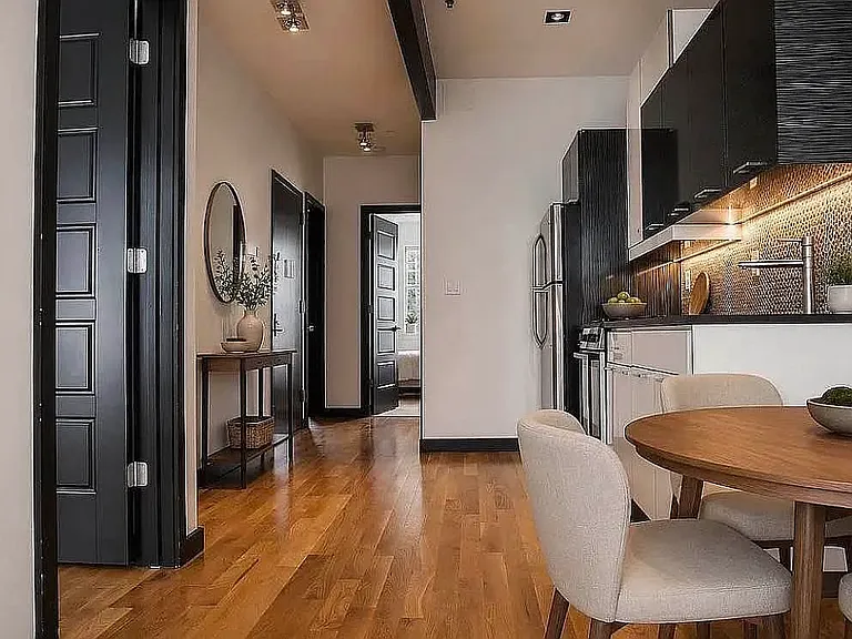 957 Kent Ave #3 — Photo 2