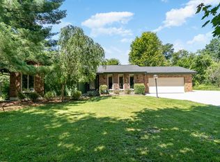 22891 Brightland Dr, Lawrenceburg, IN 47025