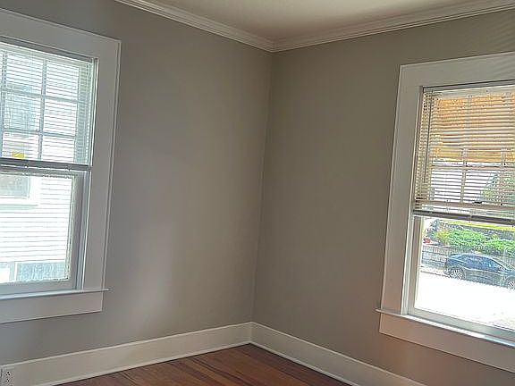 2nd image of 1034 Dartmouth St