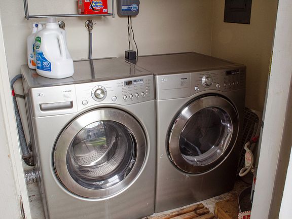 2nd image of 1337 Essex Way