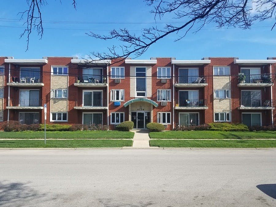 1st image of 4754 W 101st St