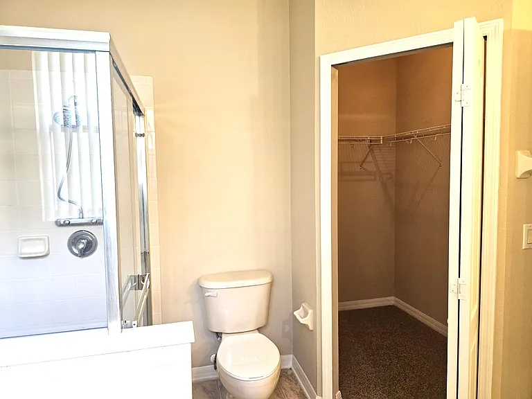 9935 Shadow Creek Dr — Photo 20