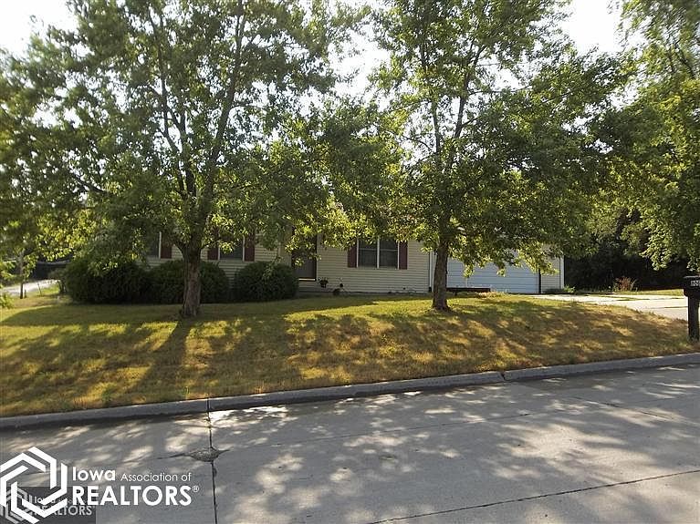 1st image of 806 South Ln #M