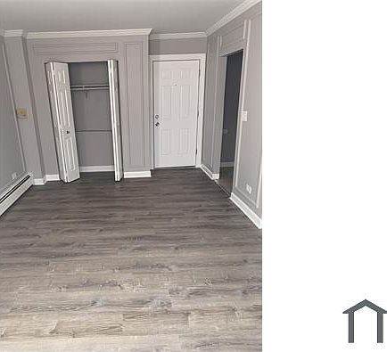3rd image of 7147 S Jeffery Blvd APT 204