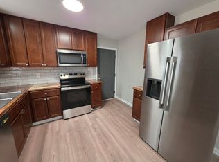 106 Berwick Dr, Raeford, NC 28376