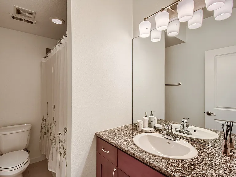 33 S Harrison St — Photo 15