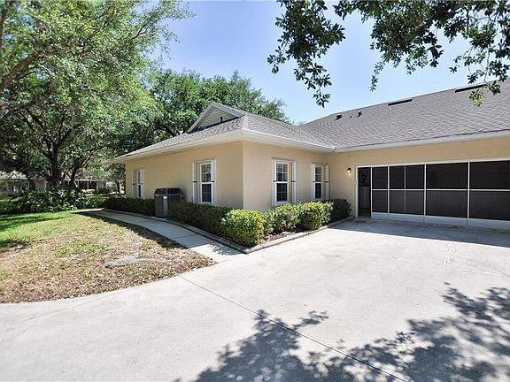 2nd image of 1233 Green Oak Trl