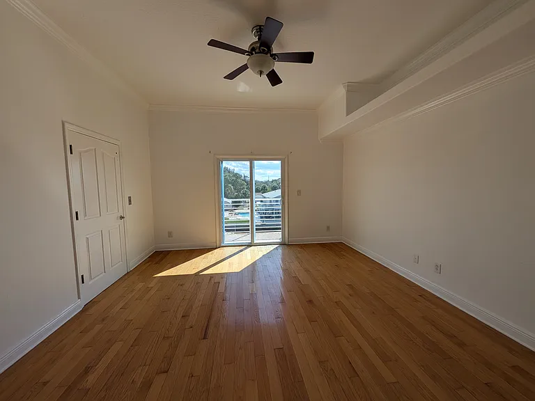 7436 Islander Ln — Photo 18