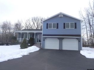 636 Reutter Dr, Duanesburg, NY 12056