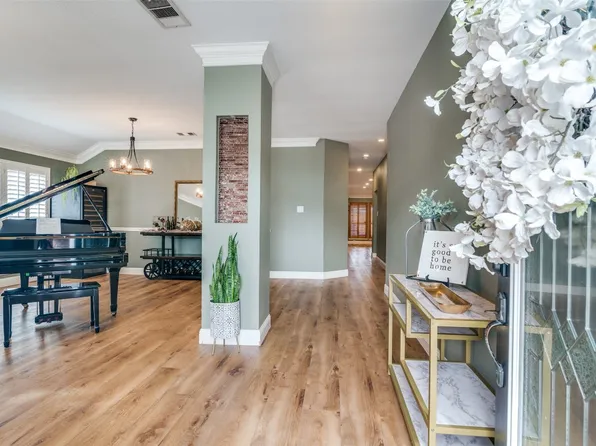 3205 Lochaven Dr, Rowlett, TX 75088
