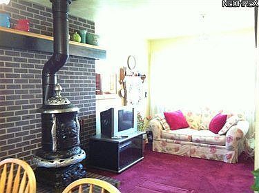 5th image of 16302 Valley Dr