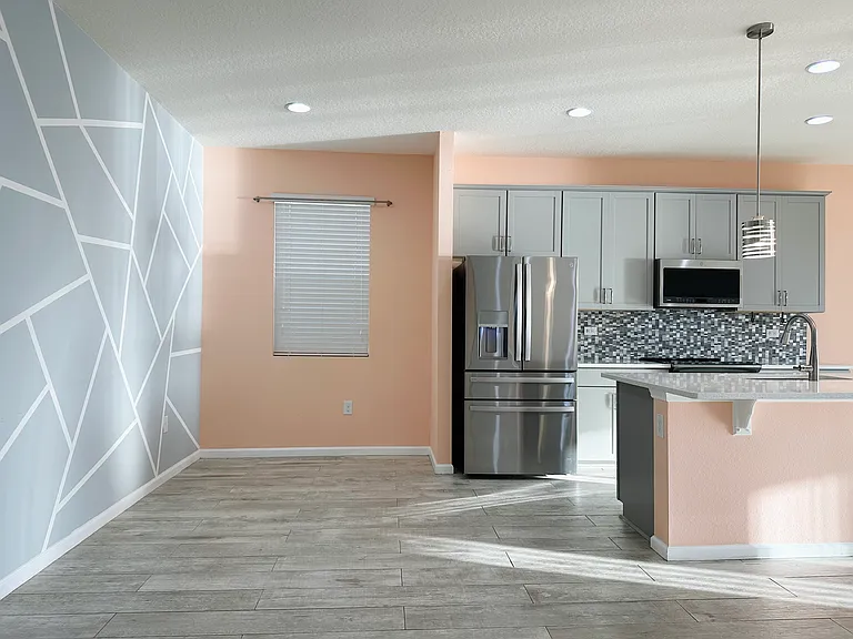 2410 Bittle Way — Photo 5