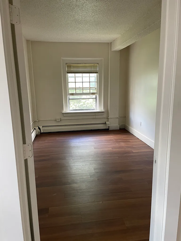 1 bed, 600 sqft, $1,075 — Photo 2