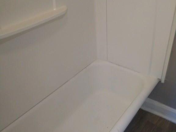 5th image of 110 E 40th St APT 303