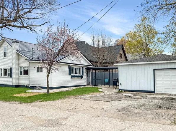 116 E Bremer St, Cadillac, MI 49601