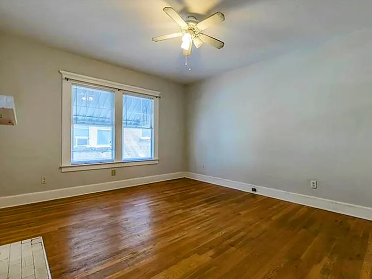 1191 Mansfield Ave NE #1191 — Photo 5