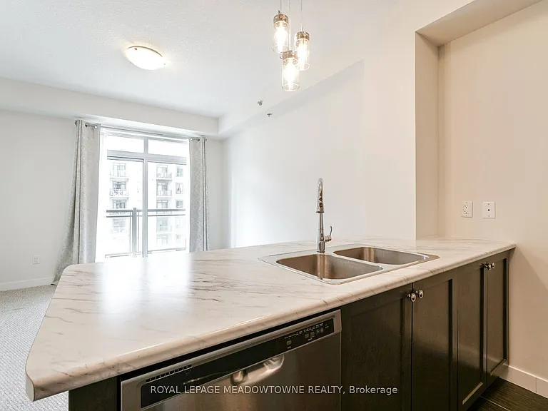 2486 Old Bronte Rd #402 — Photo 14