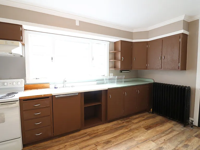 93 E Main St #1 — Photo 11