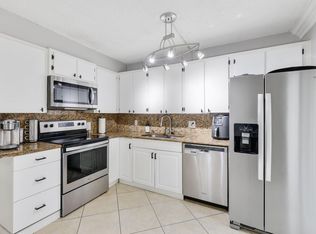 1202 12th Ln #1202, Greenacres, FL 33463