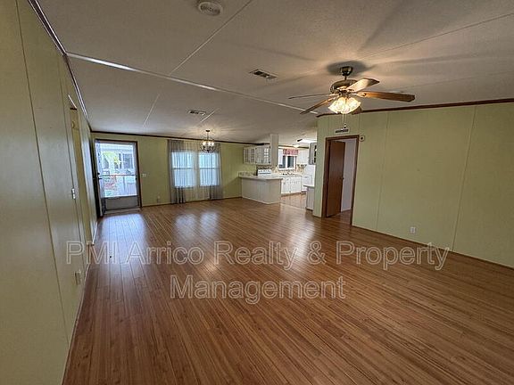 5th image of 616 Klickety Klak Ln