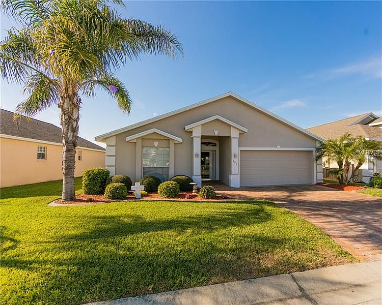 1st image of 201 Oak Hammock Dr