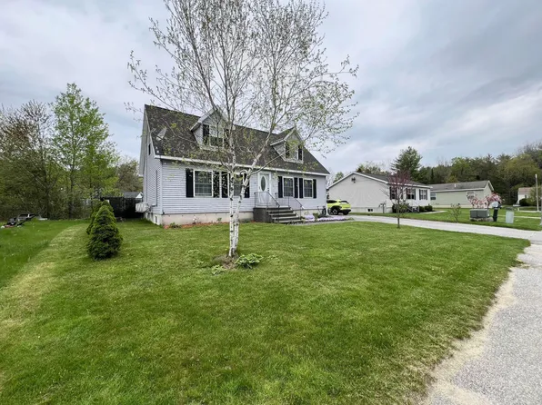 18 Darcy Drive, Lewiston, ME 04240