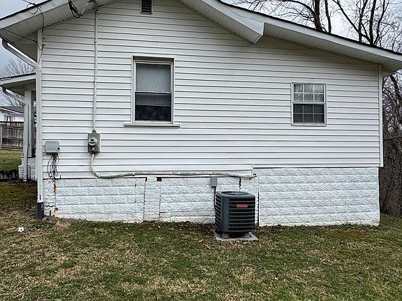 2nd image of 479 Abney Rd