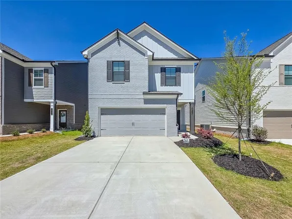 3517 Iron Hearth Bnd, Snellville, GA 30039