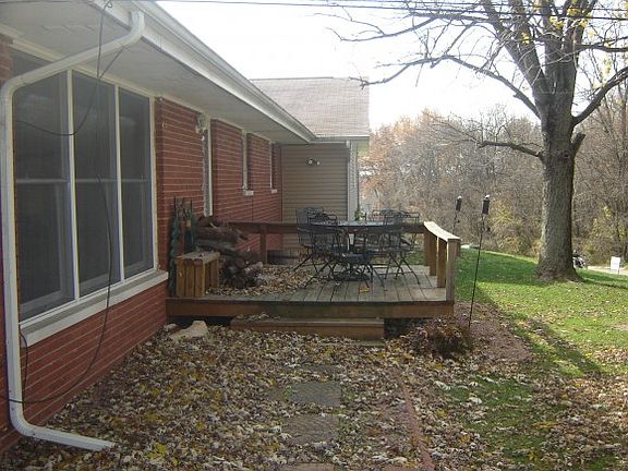5th image of 607A W Cumberland St