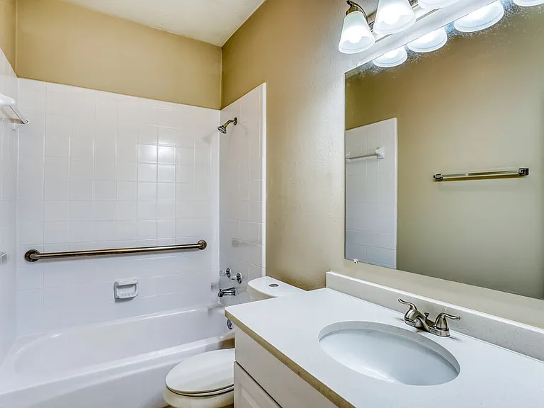 6615 Bluebottle Ln — Photo 14