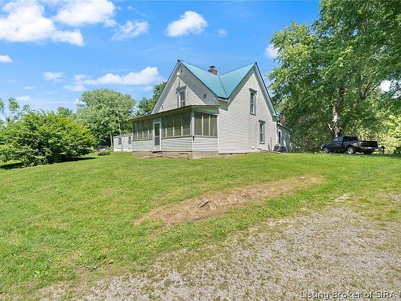 3rd image of 186 S Fredericksburg Depauw Road
