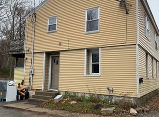 1063 Providence Rd, Northbridge, MA 01534