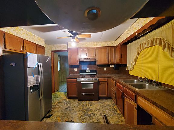 5th image of 515 Highland Ave