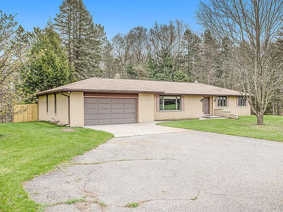 2nd image of 2293 E G Ave