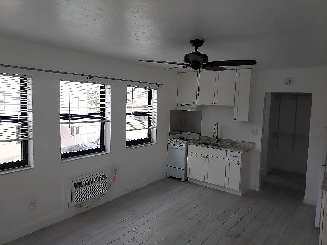 119 N 5th St — Photo 4