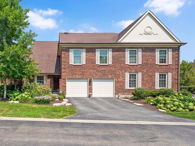 832 N Driveway, Glen Ellyn, IL, 60137