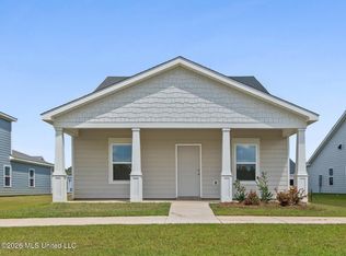 427 Pimento Cir, Ocean Springs, MS 39564