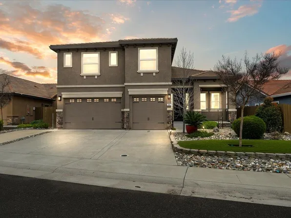 3145 Demartini Dr, Roseville, CA 95661