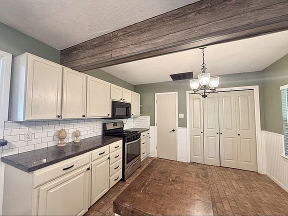 5th image of 617 S Fielder Rd